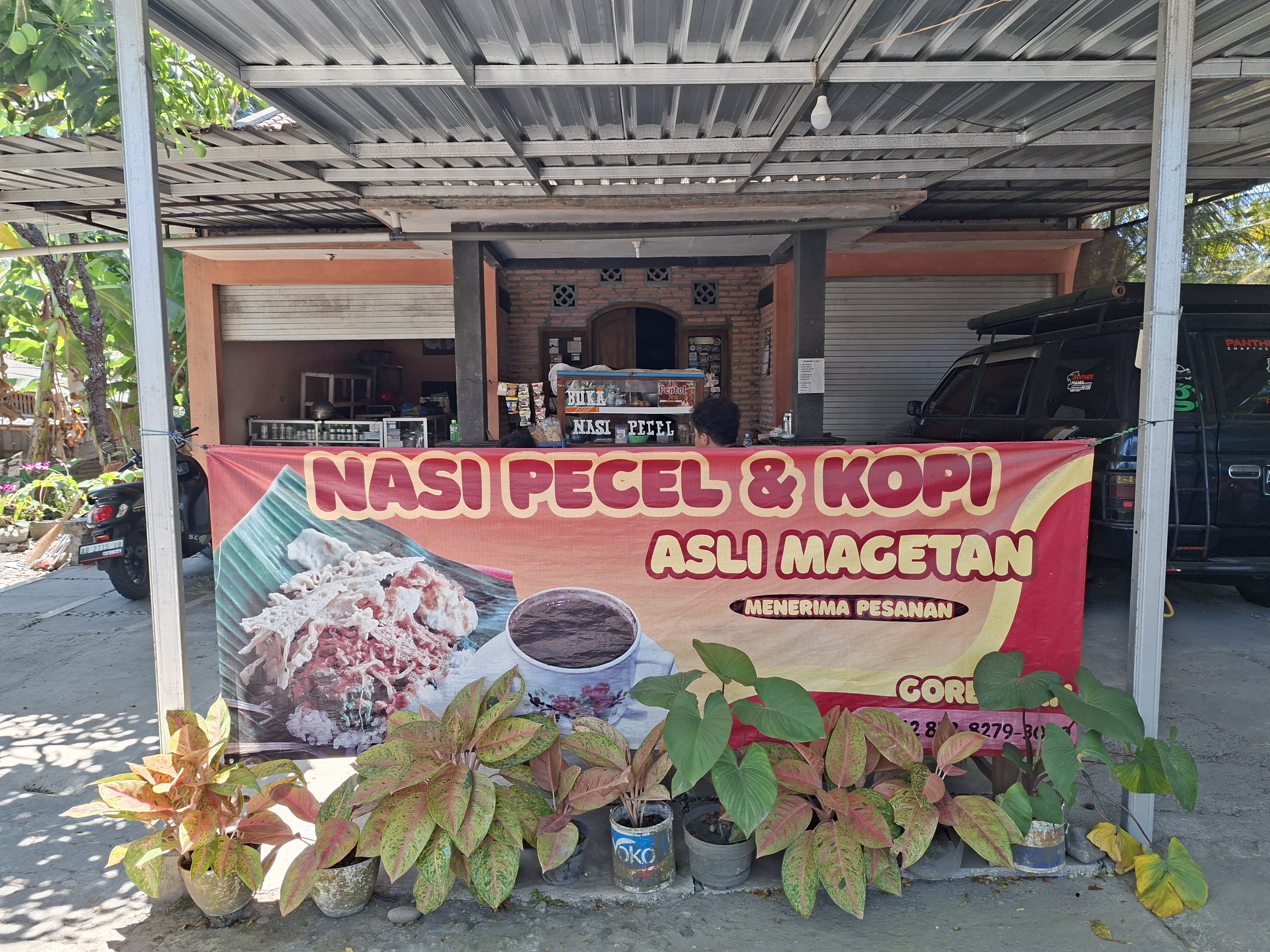 Warung Nasi Pecel Khas Magetan - Foto 2